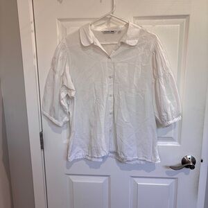Uniqlo White shirt